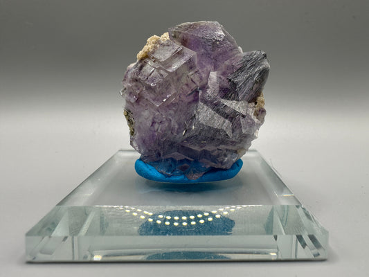 Inner Mongolian fluorite with bismuth inclusion