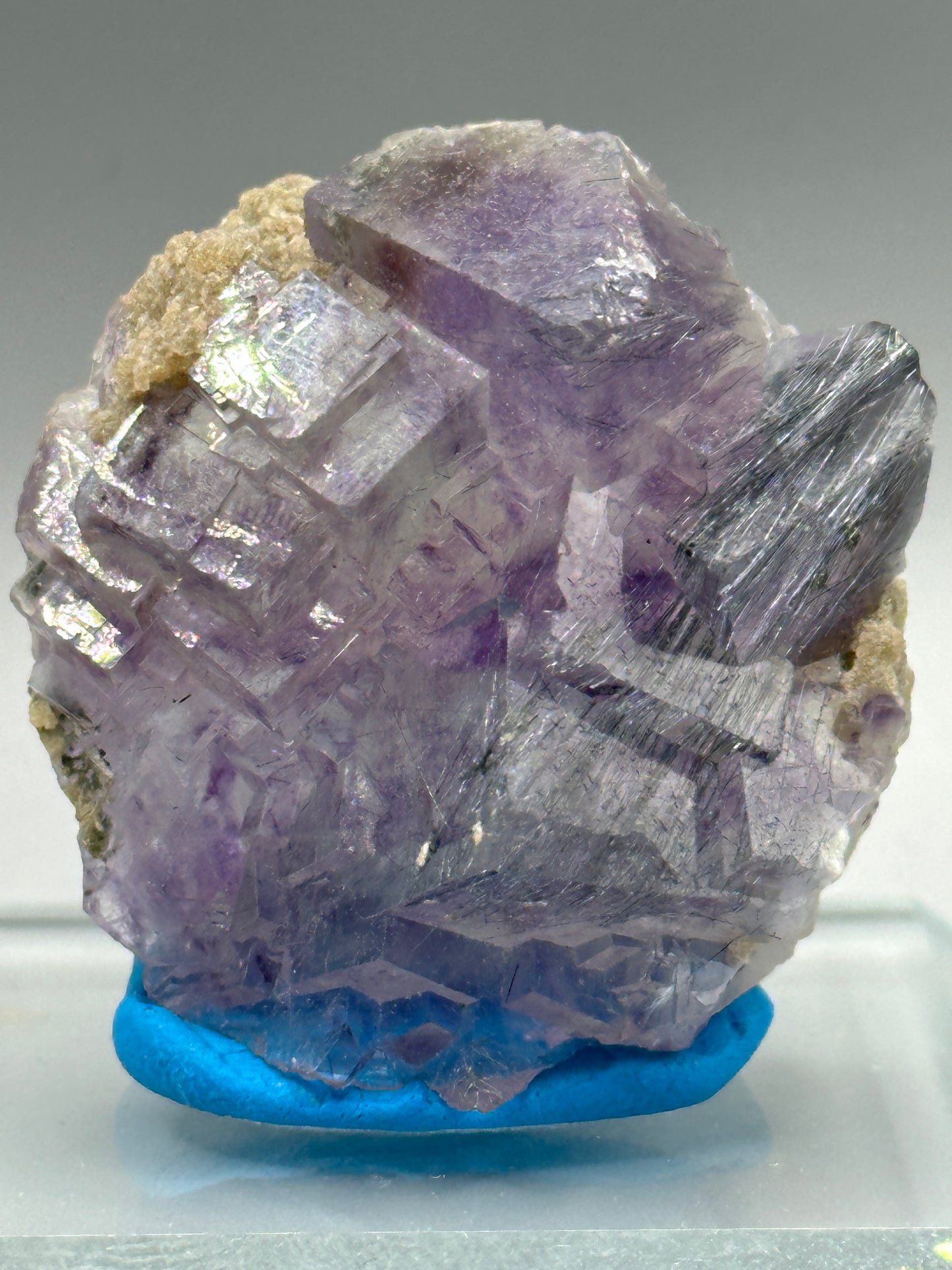 Inner Mongolian fluorite with bismuth inclusion