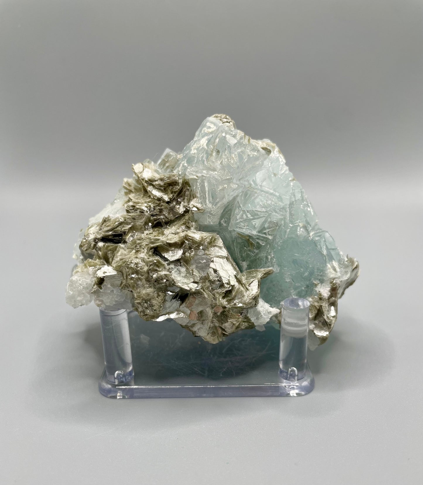 Aquamarine with Mica-Skardu Valley, Pakistan